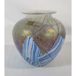 Isle of Wight Studio glass 'Amphora' vase H 11 cm with box and certificate