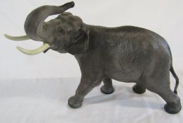 Large Beswick elephant no 1770 (satin) L 40 cm