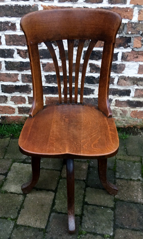 Early 20th century oak office swivel chair