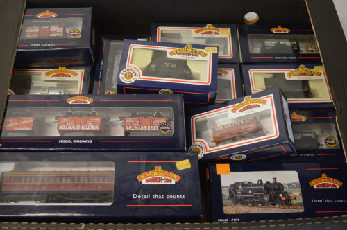 Quantity of boxed Bachmann OO gauge locomotives,