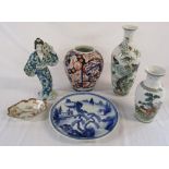 6 Japanese ceramics inc vases,