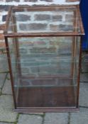 Display cabinet with 2 glass shelves Ht 59cm