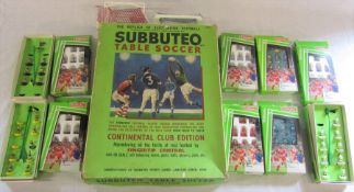 Subbuteo table soccer 'club edition' together with additional boxed scale players (af)