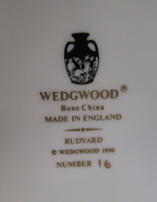 Large Wedgwood twin handle lidded vase 'Rudyard' no 16 (boxed) H 36 cm - Image 3 of 7