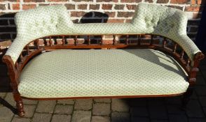 Victorian spindle & button back settee (some damage to back)