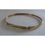 9ct gold bangle engraved to 'Edna' Birmingham hallmark total weight 4.1 g