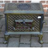 Godin French early 20th century green enamel stove
