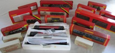 Various Hornby 00 gauge model railway items inc R2960 Hornby collectors club locomotive 2010, B.R