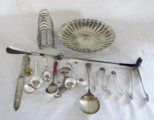Silver plate inc Elkington scalloped dish, toast rack and assorted cutlery etc