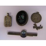 Various silver inc pendants, brooches and tie pin total weight 0.91 ozt