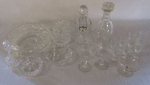 Assorted glassware inc decanters and fruit bowl