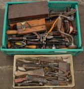 Large quantity of hand tools