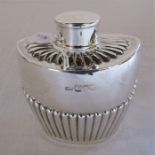 Victorian silver tea canister London 1899 H 9.5 cm weight 4.21 ozt