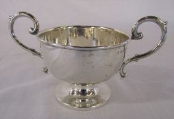 Silver cup Birmingham 1910 weight 4.57 ozt H 10 cm