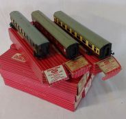 12 Hornby Dublo carriages (boxed)