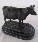 Bronze cow and calf on a marble/onyx base signed Wiwans  L 16 cm H 13 cm