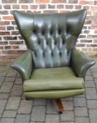 Retro green leather button back swivel chair