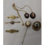 3 9ct gold bar brooches, cameo stick pin, Pinchbeck brooch and 2 pendants on chains