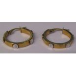 Pair of 9ct gold hoop earrings weight 1.6 g (drop 2 cm )