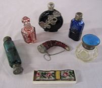 Selection of scent bottles inc double ended green scent bottle unmarked gilt metal, Victorian