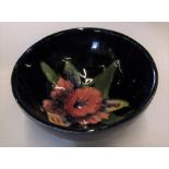 Small Moorcroft orchid design bowl H 5 cm D 11 cm