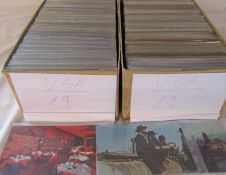 2 boxes of postcards relating to the USA (approximately 1000 cards)