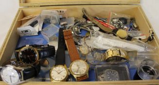 Selection of wristwatch parts, tools & 4 Roamer watches