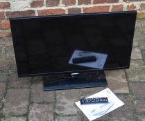 Samsung 32" TV with remote control