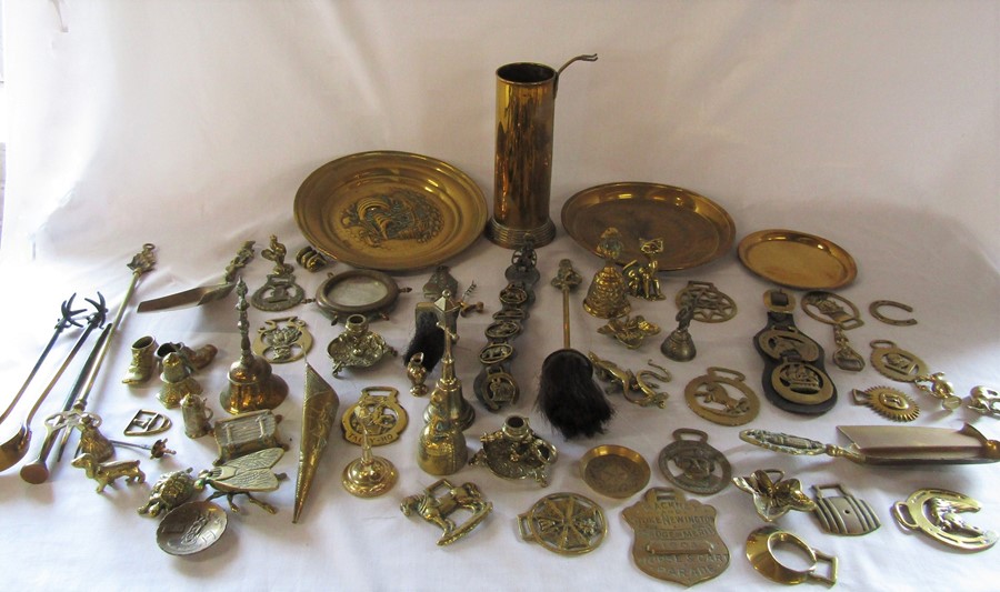 Various brassware inc horse brasses