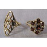 9ct gold ring weight 2.7 g size J & a 9ct gold dress ring with diamond chips weight 3 g size N