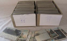 2 boxes containing approximately 1000 postcards relating to the USA