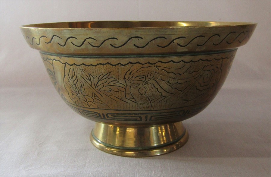 Various Oriental style brassware inc bowl and incense burner - Image 5 of 6