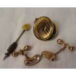 9ct gold locket, pr 9ct gold cufflinks and gold tie pin