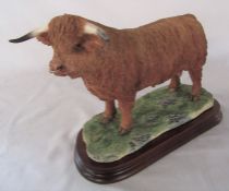 Limited edition Border Fine Arts 'Highland Bull' no 54/500 Sculptor Jack Crewdson complete with