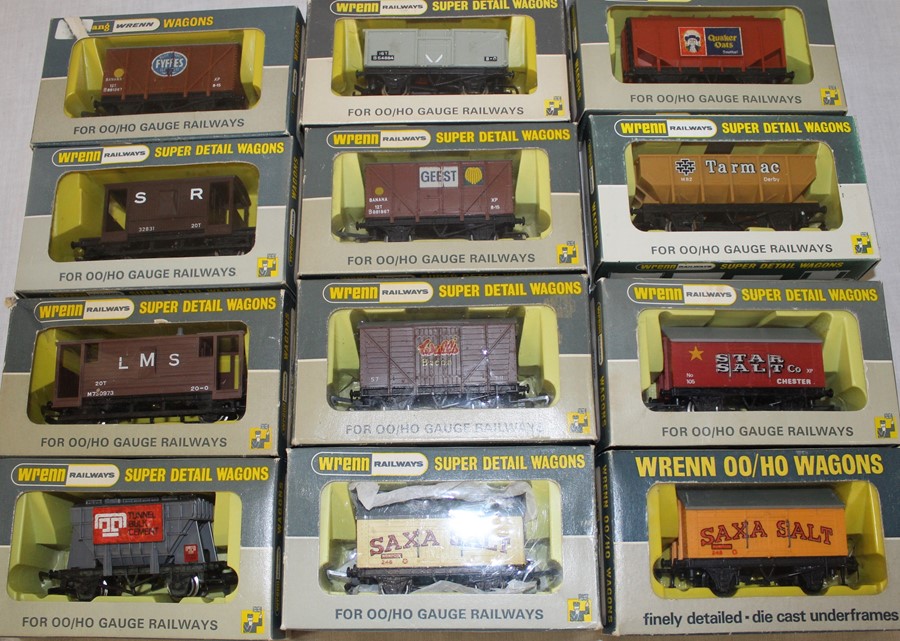 12 Wren boxed wagons