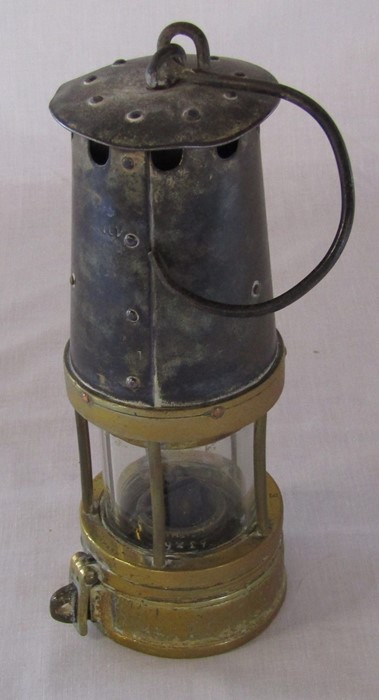 Miners lamp marked Johnson / Clapham / Morris H 22 cm - Image 4 of 5