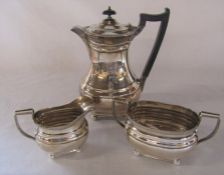Silver coffee pot, cream jug and sugar bowl Sheffield 1939 total weight 39.01 ozt