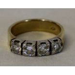 18ct gold 4 stone diamond ring 6.6g each diamond approx. 0.30ct