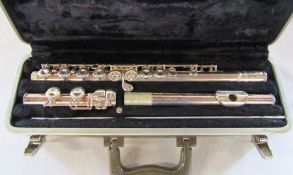 Cased Buescher 'Aristocrat' flute