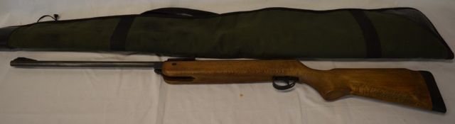 BSA Meteor .22 air rifle with green bag