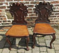 Pair of hall chairs (af)