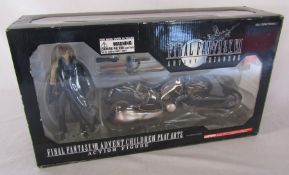 Final Fantasy Advent Children Play Arts action figure - no 0 Cloud and Fenrir