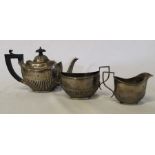 Small silver teapot, milk jug & sugar bowl, Birmingham 1922, total weight 12.53ozt