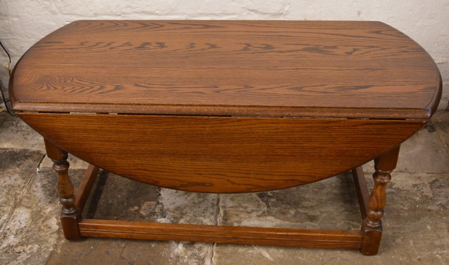 Oak drop leaf coffee table