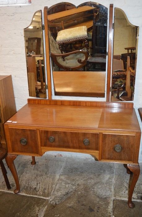 Dressing table on cabriole legs