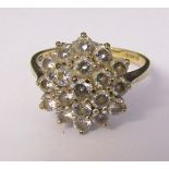 9ct gold cluster stone dress ring size M weight 2.7 g