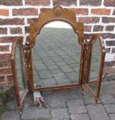 Reproduction walnut triple dressing table mirror (af)