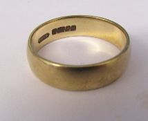 9ct gold band ring size Q weight 4 g