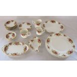 23 pieces of Royal Albert 'Old Country Roses' ceramics