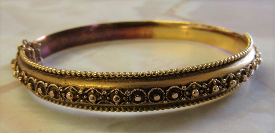 15ct gold Victorian bangle / bracelet Birmingham 1899 11.6 g (with original box)